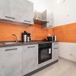 Ihost Apartment - Cislaghi 4