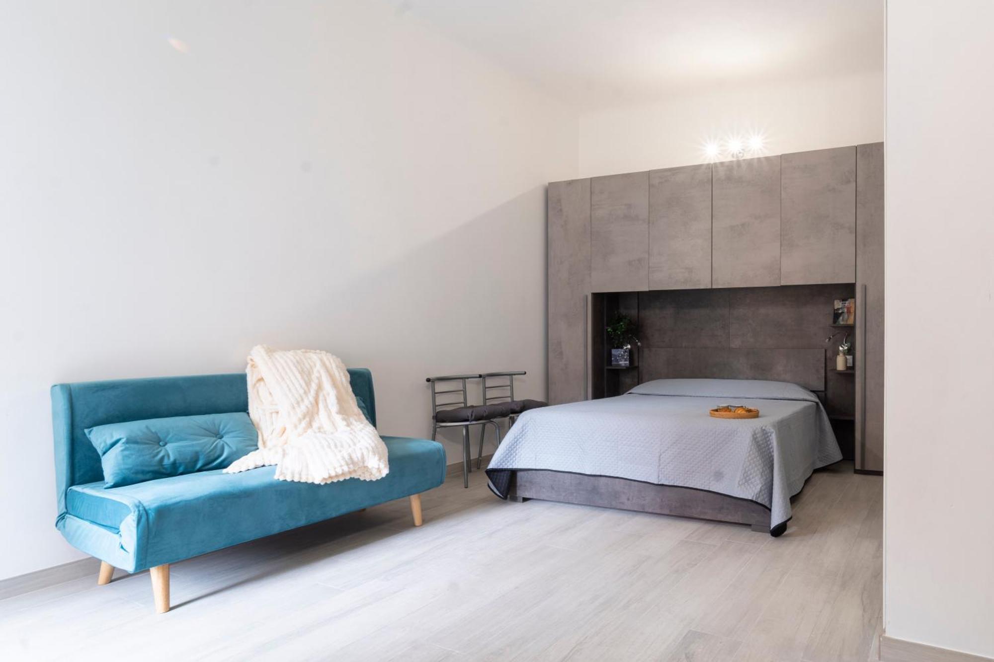 Ihost - Cislaghi 4 * Mailand